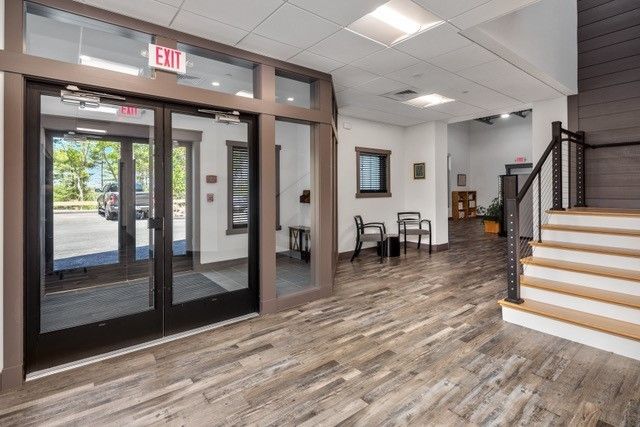 125 Commerce Way, Marshfield, MA 02050